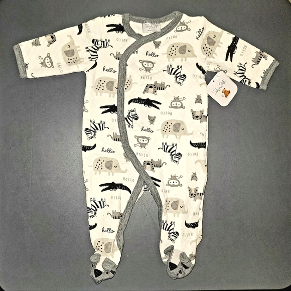 Rene Rofe Other - NWT (3-6 mos) footie pajamas